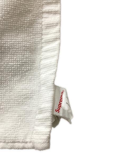 SUPREME（シュプリーム）SUPREME (シュプリーム) TONAL LOGO TOWEL / トーナル ロゴ タオル ホワイトの古着・服飾アイテム