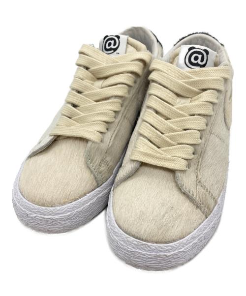 NIKE SB（ナイキエスビー）NIKE SB (ナイキエスビー) MEDICOM TOY (メディコムトイ) スニーカー アイボリー サイズ:23.5の古着・服飾アイテム