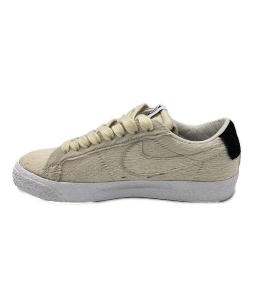 NIKE SB（ナイキエスビー）NIKE SB (ナイキエスビー) MEDICOM TOY (メディコムトイ) スニーカー アイボリー サイズ:23.5の古着・服飾アイテム