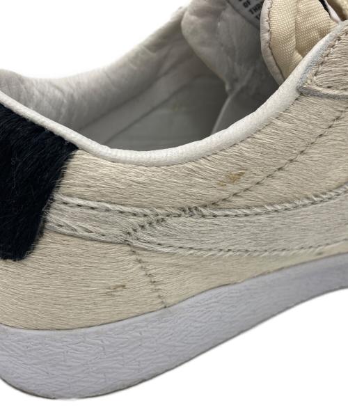 NIKE SB（ナイキエスビー）NIKE SB (ナイキエスビー) MEDICOM TOY (メディコムトイ) スニーカー アイボリー サイズ:23.5の古着・服飾アイテム