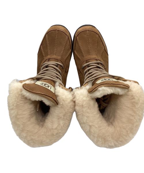 UGG（アグ）UGG (アグ) アディロンダック III ブラウン サイズ:23の古着・服飾アイテム