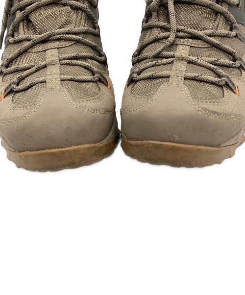 Columbia（コロンビア）Columbia (コロンビア) セイバー ファイブ ロウ アウトドライ シューズ ベージュ サイズ:26.5の古着・服飾アイテム