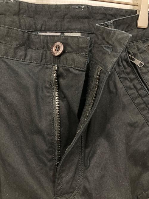 ARMANI EXCHANGE（アルマーニ エクスチェンジ）ARMANI EXCHANGE (アルマーニ エクスチェンジ) ギミックパンツ ブラック サイズ:SIZE 91cm (W36)の古着・服飾アイテム