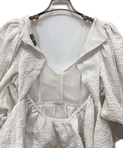 ROSY LUCE（ロージールーチェ）ROSY LUCE (ロージールーチェ) パフスリーブブラウス ホワイト サイズ:Sの古着・服飾アイテム