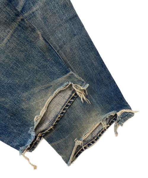 LEVI'S（リーバイス）LEVI'S (リーバイス) ダメージ加工ジーンズ ブルー サイズ:W31の古着・服飾アイテム