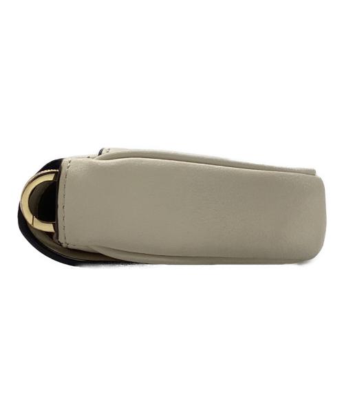 MARC JACOBS（マークジェイコブス）MARC JACOBS (マークジェイコブス) ショルダーバッグ ベージュの古着・服飾アイテム