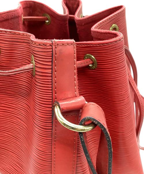 LOUIS VUITTON（ルイ ヴィトン）LOUIS VUITTON (ルイ ヴィトン) 巾着ショルダーバッグ カスティリアン・ レッドの古着・服飾アイテム