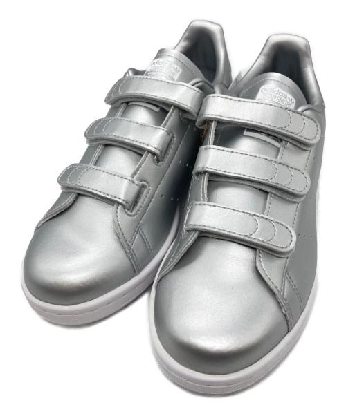 adidas（アディダス）adidas (アディダス) STAN SMITH EXCLUSIVE / スタン スミス エクスクルーシブ シルバー サイズ:24の古着・服飾アイテム