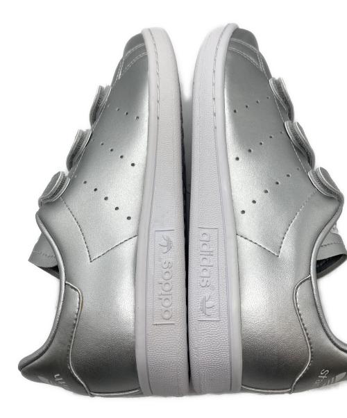 adidas（アディダス）adidas (アディダス) STAN SMITH EXCLUSIVE / スタン スミス エクスクルーシブ シルバー サイズ:24の古着・服飾アイテム