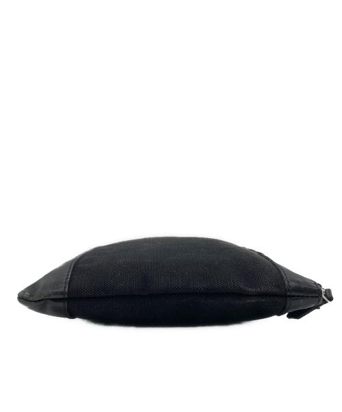 BALENCIAGA（バレンシアガ）BALENCIAGA (バレンシアガ) クラッチバッグ ブラックの古着・服飾アイテム