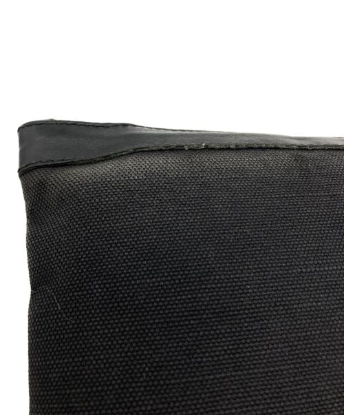 BALENCIAGA（バレンシアガ）BALENCIAGA (バレンシアガ) クラッチバッグ ブラックの古着・服飾アイテム