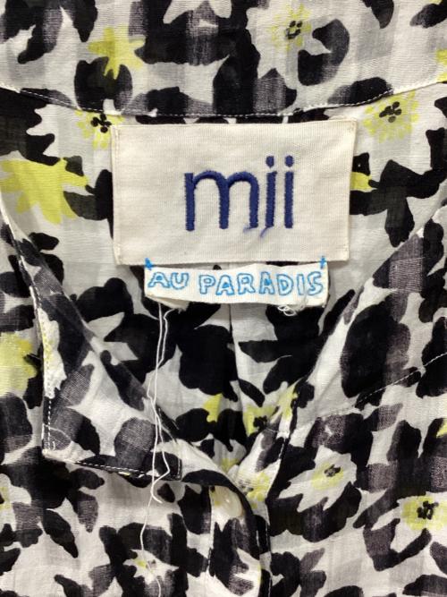 mii（ミー）mii (ミー) フラワードレス ホワイト×ブラック サイズ:Sの古着・服飾アイテム