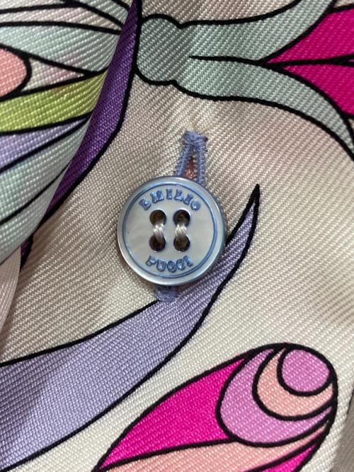 Emilio Pucci（エミリオ プッチ）Emilio Pucci (エミリオ プッチ) 総柄シルクシャツ マルチカラー サイズ:38の古着・服飾アイテム