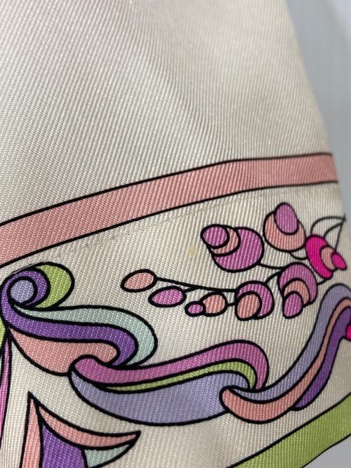 Emilio Pucci（エミリオ プッチ）Emilio Pucci (エミリオ プッチ) 総柄シルクシャツ マルチカラー サイズ:38の古着・服飾アイテム