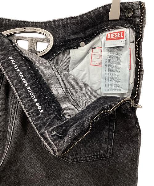 DIESEL（ディーゼル）DIESEL (ディーゼル) ストレートレッグジーンズ ブラック サイズ:30の古着・服飾アイテム