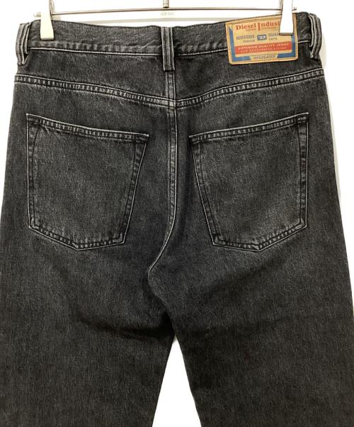 DIESEL（ディーゼル）DIESEL (ディーゼル) 2010-FS5デニムパンツ ブラック サイズ:28の古着・服飾アイテム