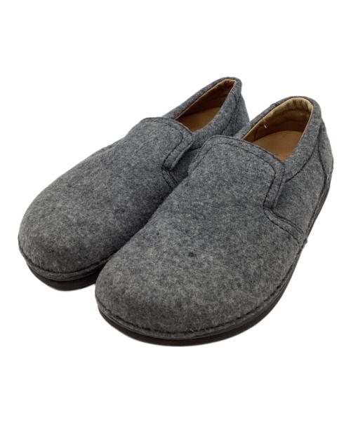 BIRKENSTOCK（ビルケンシュトック）BIRKENSTOCK (ビルケンシュトック) フェルト地スリッポン グレー サイズ:27の古着・服飾アイテム