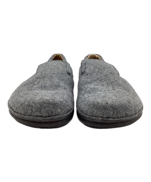 BIRKENSTOCK（ビルケンシュトック）BIRKENSTOCK (ビルケンシュトック) フェルト地スリッポン グレー サイズ:27の古着・服飾アイテム