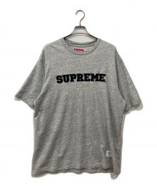 SUPREME（シュプリーム）の古着「カレッジ アップリケ S/S トップ」｜グレー