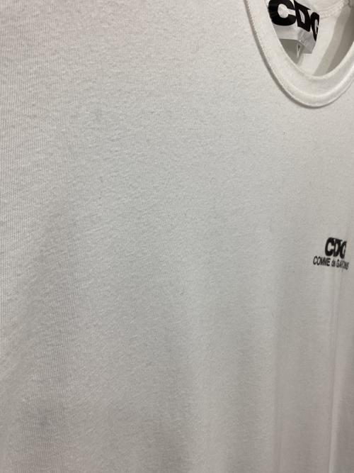 CDG（シーディージー）CDG (シーディージー) ロゴプリントTシャツ ホワイト サイズ:XXLの古着・服飾アイテム