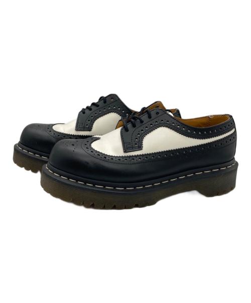 Dr.Martens（ドクターマーチン）Dr.Martens (ドクターマーチン) バイカラーウィングチップシューズ ホワイト×ブラック サイズ:UK5の古着・服飾アイテム