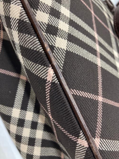 BURBERRY BLUE LABEL（バーバリー ブルー レーベル）BURBERRY BLUE LABEL (バーバリー ブルー レーベル) チェックハンドバッグ ブラウンの古着・服飾アイテム
