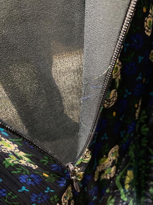 ANNA SUI（アナスイ）ANNA SUI (アナスイ) シルク総柄ワンピース ネイビー サイズ:4の古着・服飾アイテム