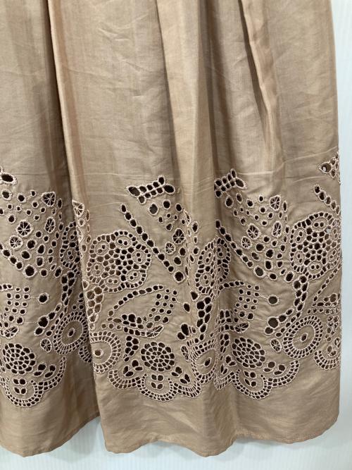 ANAYI（アナイ）ANAYI (アナイ) 刺繍ノースリーブワンピース ベージュ サイズ:36の古着・服飾アイテム