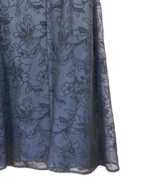 ANAYI（アナイ）ANAYI (アナイ) フラワーフロッキー ミモレ丈ワンピース ネイビー サイズ:36 未使用品の古着・服飾アイテム