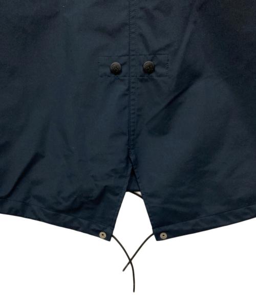 Powderhorn Mountaineering（パウダーホーン マウンテニアリング）Powderhorn Mountaineering (パウダーホーン マウンテニアリング) ナイロンスタンドカラーコート ネイビー サイズ:Lの古着・服飾アイテム