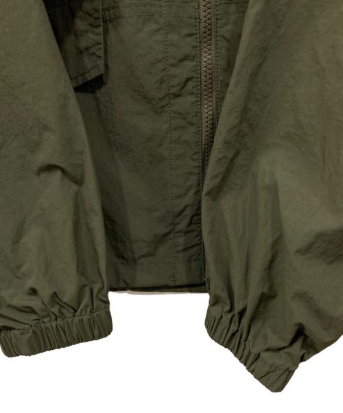 CLUB STUBBORN（クラブスタボーン）CLUB STUBBORN (クラブスタボーン) ナイロンフーデッドジャケット カーキ サイズ:Mの古着・服飾アイテム