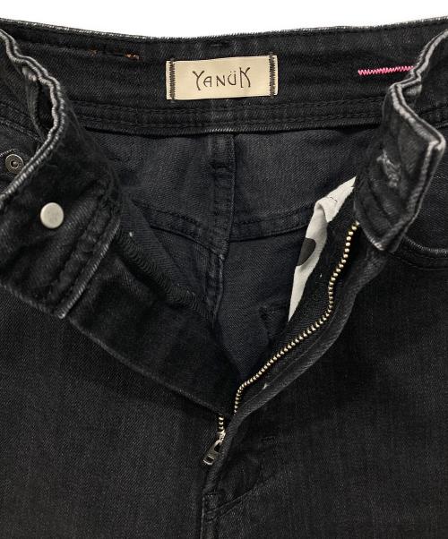 YANUK（ヤヌーク）YANUK (ヤヌーク) クラシックテーパードデニムパンツ ブラック サイズ:W21の古着・服飾アイテム
