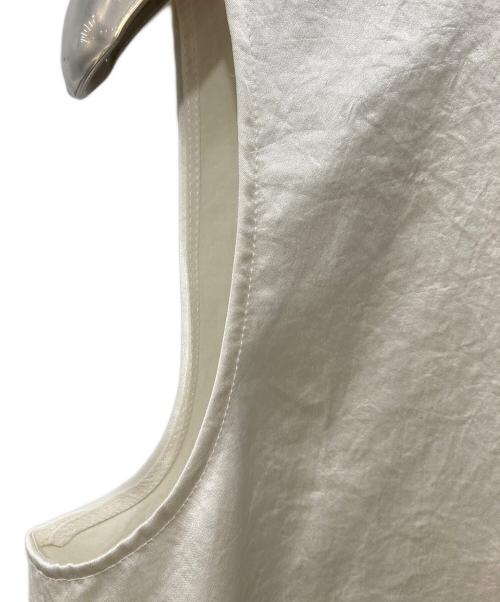 EVERYDAY I LIKE.（エヴリデイ アイ ライク）EVERYDAY I LIKE. (エヴリデイ アイ ライク) Minimal Satin ブラウス アイボリー サイズ:Freeの古着・服飾アイテム