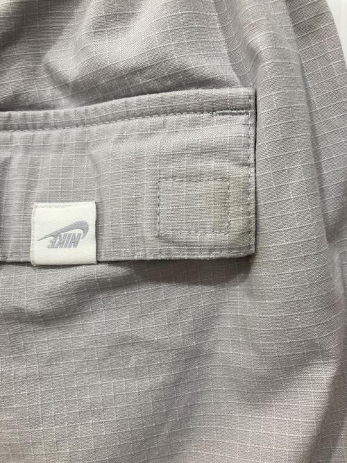 NIKE（ナイキ）NIKE (ナイキ) ミッドライズダンスカーゴパンツ グレー サイズ:Mの古着・服飾アイテム