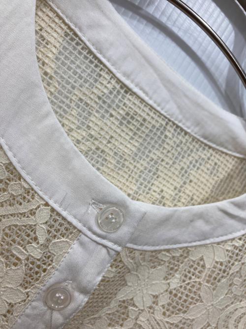 AUBREY&Co.（オーブリー・アンド・コー）AUBREY&Co. (オーブリー・アンド・コー) レースシャツ アイボリー サイズ:Mの古着・服飾アイテム
