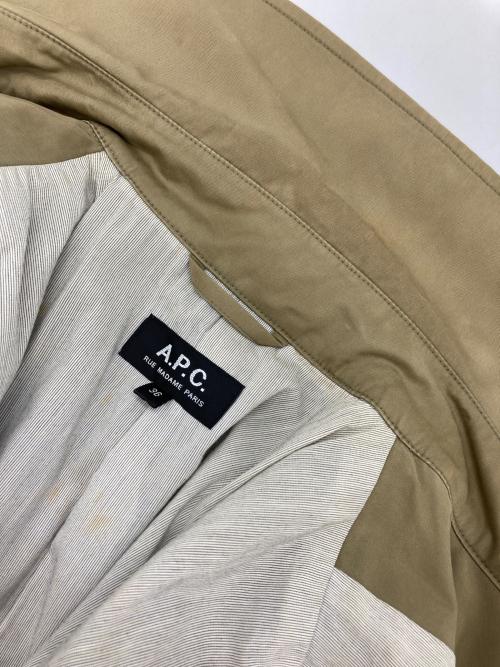 A.P.C.（アーペーセー）A.P.C. (アーペーセー) トレンチコート ベージュ サイズ:36の古着・服飾アイテム