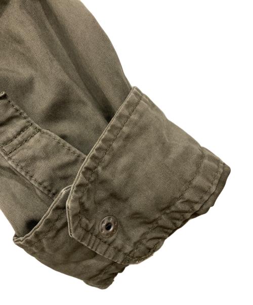 AVIREX（アヴィレックス）AVIREX (アヴィレックス) マテリアル コンビ ミリタリー ジャケット カーキ サイズ:XLの古着・服飾アイテム