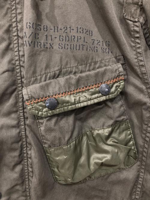 AVIREX（アヴィレックス）AVIREX (アヴィレックス) マテリアル コンビ ミリタリー ジャケット カーキ サイズ:XLの古着・服飾アイテム