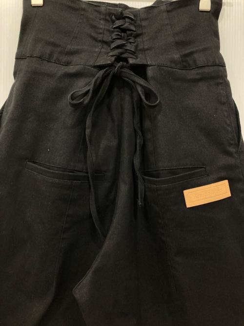 Knuth Marf（クヌースマーフ）Knuth Marf (クヌースマーフ) ハイウエスト レースアップ パンツ ブラック サイズ:Freeの古着・服飾アイテム