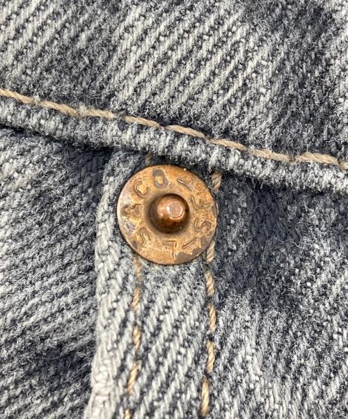 LEVI'S（リーバイス）LEVI'S (リーバイス) 先染め ブラックデニムパンツ グレー サイズ:W30の古着・服飾アイテム