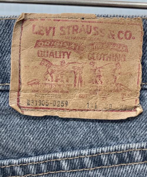 LEVI'S（リーバイス）LEVI'S (リーバイス) 先染め ブラックデニムパンツ グレー サイズ:W30の古着・服飾アイテム