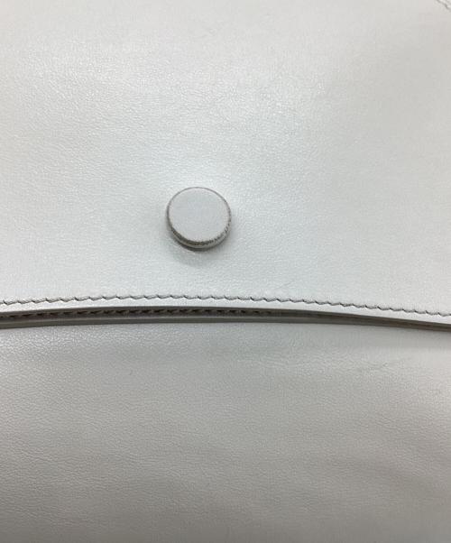 TOD'S（トッズ）TOD'S (トッズ) ダブルTリング タッセルショルダーバッグ ホワイトの古着・服飾アイテム