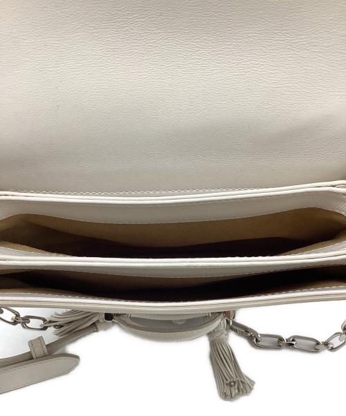 TOD'S（トッズ）TOD'S (トッズ) ダブルTリング タッセルショルダーバッグ ホワイトの古着・服飾アイテム