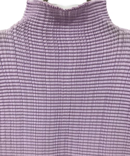 ISSEY MIYAKE（イッセイミヤケ）ISSEY MIYAKE (イッセイミヤケ) プリーツハイネックカットソー パープル サイズ:2の古着・服飾アイテム