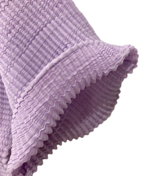 ISSEY MIYAKE（イッセイミヤケ）ISSEY MIYAKE (イッセイミヤケ) プリーツハイネックカットソー パープル サイズ:2の古着・服飾アイテム