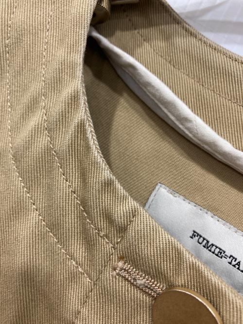 FUMIE=TANAKA（フミエタナカ）FUMIE=TANAKA (フミエタナカ) ダイアモンドカットベスト ベージュ サイズ:1の古着・服飾アイテム