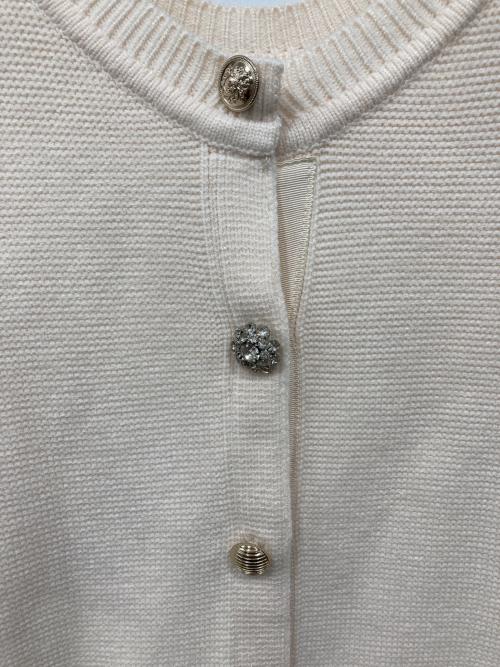 allureville（アルアバイル）allureville (アルアバイル) ラビットカフクレイジー釦2WAYプルオーバー ベージュ サイズ:2の古着・服飾アイテム