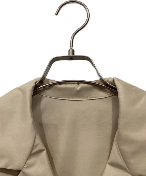 Gabardine K.T（ギャバシンケーティー）Gabardine K.T (ギャバシンケーティー) ストレッチタフタ ピージャケット ベージュ サイズ:9の古着・服飾アイテム