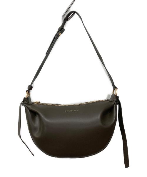 CHARLES & KEITH（チャールズアンドキース）CHARLES & KEITH (チャールズアンドキース) カルラ ハーフムーンバッグ ブラウン サイズ:不明の古着・服飾アイテム