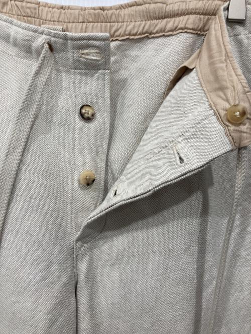 HEUGN（ユーゲン）HEUGN (ユーゲン) Linen Glenn リネンコットンキャンバスシャーリングオーバーパンツ アイボリー サイズ:2の古着・服飾アイテム